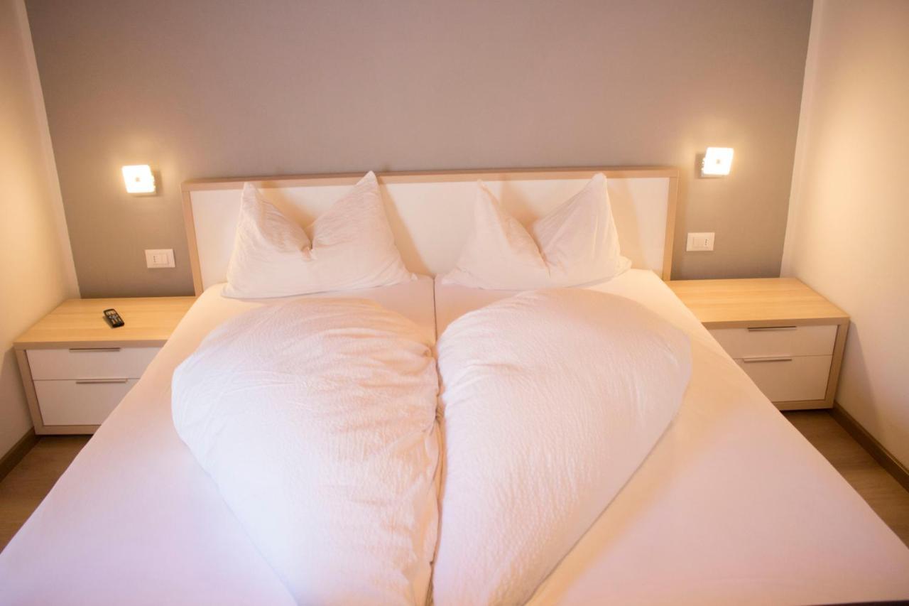 Schenna Garni Eden Bed & Breakfast Eksteriør billede